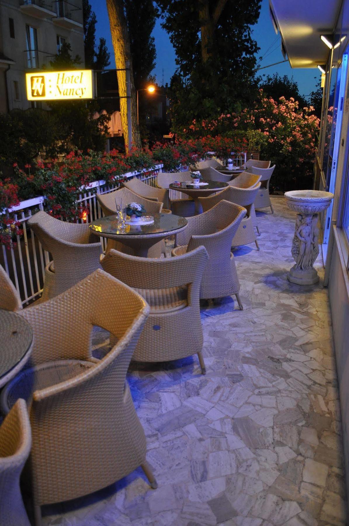 Hotel Nancy Rímini Exterior foto